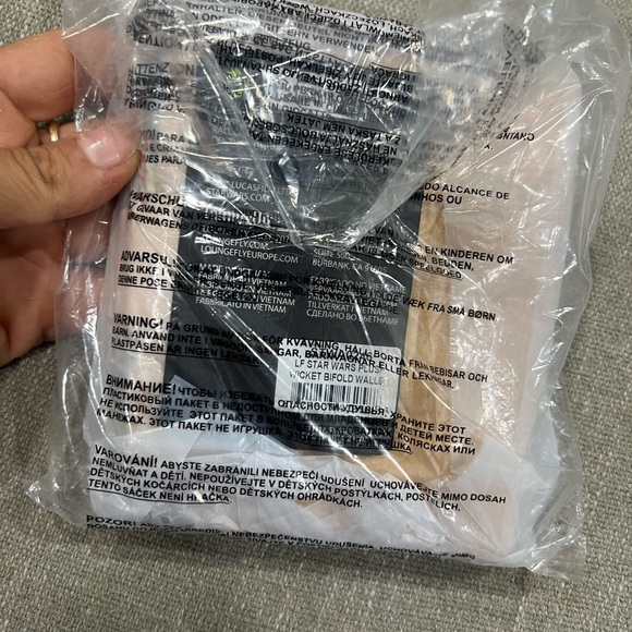 NWT LOUNGEFLY PLUSH WICKET BIFOLD WALLET - Picture 4 of 5